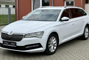 SKODA SUPERB – AT