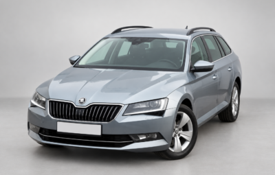 Škoda Superb Combi – pronájem auta v Praze